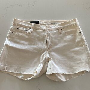 Jcrew Denim Ecru Shorts. Size 30. 4 inch inseam.